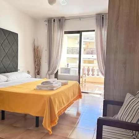 Tina's Home: Charme And Relax Appartement Los Cristianos (Tenerife)